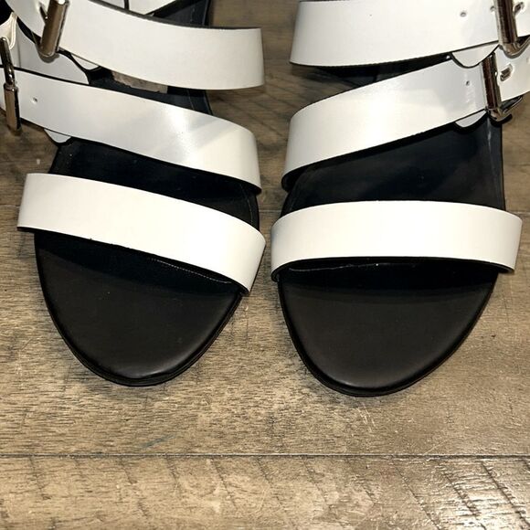 NWOT Christian Siriano strappy heels size 7 - Picture 4 of 14